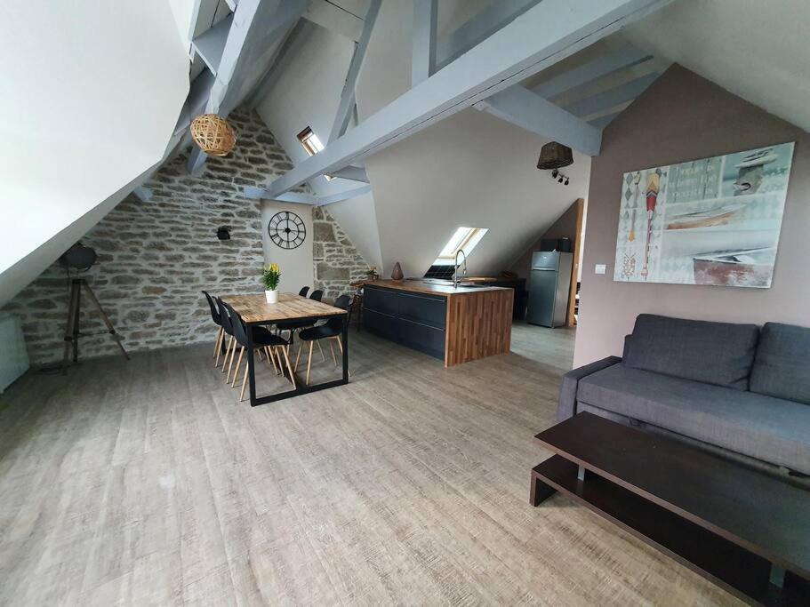 Charmant Appartement Proche Commerces Et Plages Guilvinec Exterior photo
